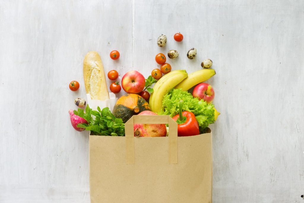 A Nutrient-Packed Seasonal Fruit Shopping List