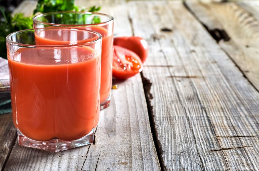 unsalted-tomato-juice-may-lower-blood-pressure-and-serum-ldl-c-levels